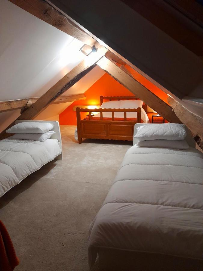 Les Roches Chambre D'Hotes Servant エクステリア 写真